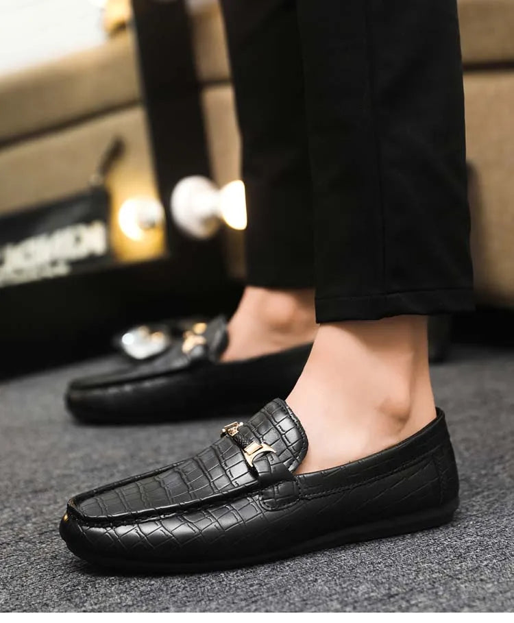 Autumn trend of 2025 men's bean shoes checkerboard casual men's shoes compound Leather men's flat shoes men's driving Size 39-46