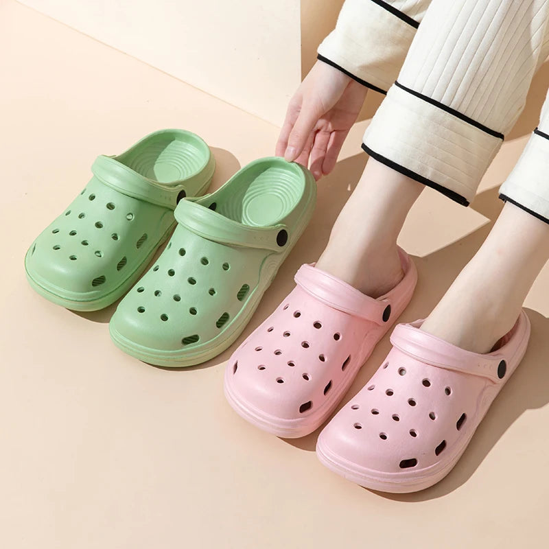 Women Summer Beach Sandals Casual Garden Clogs Outdoor Closed Toe Sandals for Men Couples Non Slip House Shower Slippers