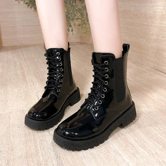 Women 2025Autumn New Tooling Boots Lady Anti Slip Waterproof Lace Up Short Boots Students Casual Thick Heel Knight Boots