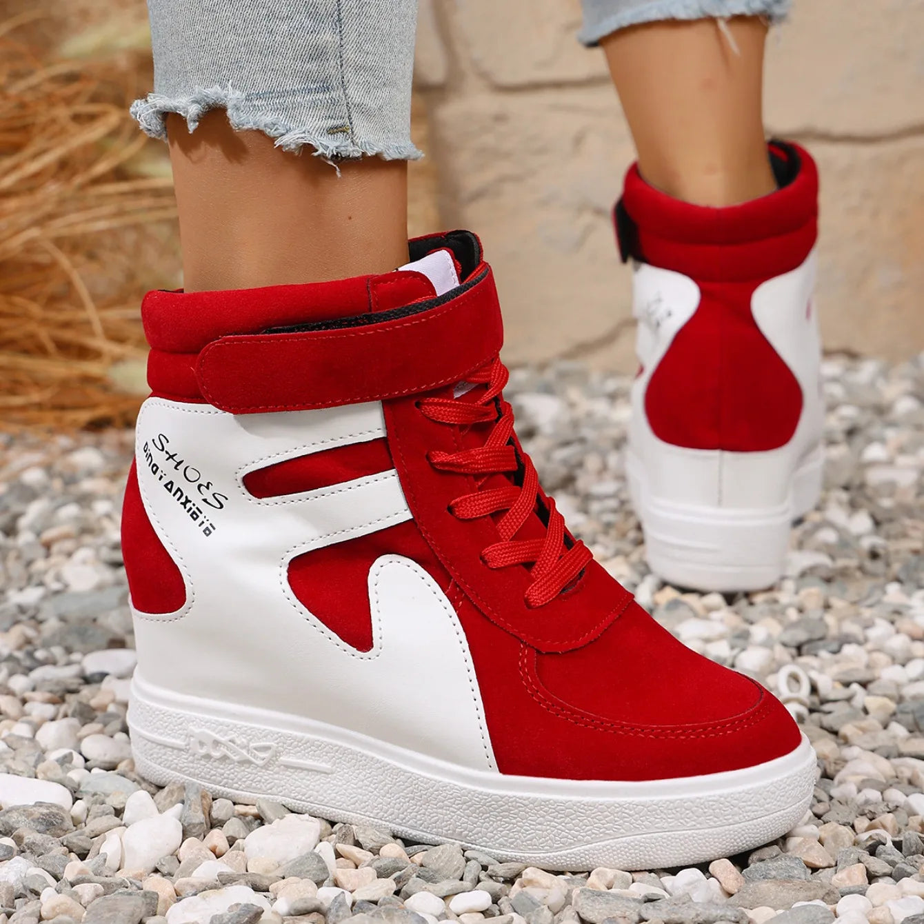 Women Sneakers 2025 New Korean Fashion Shoes Thick Bottom Increased Inner Heel Sneakers Women Casual Designer Shoes for Women