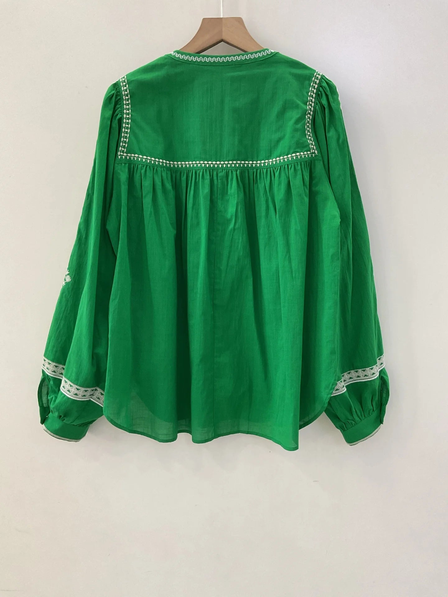 Women White Green Black Shirt Embroidery 100% Cotton Vintage Long Lantern Sleeve Front Buttons Lady O-neck Blouse 2025 Spring