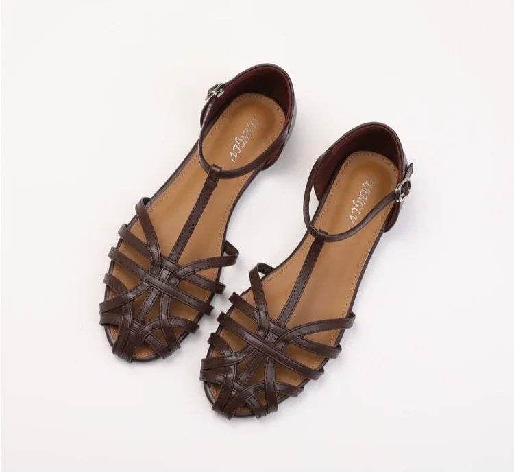 Knitted Hollow Flat Toe Sandals for Women's 2025 New Summer Wear, Breathable One-piece Buckle Fashion Vacation Roman Shoes Women