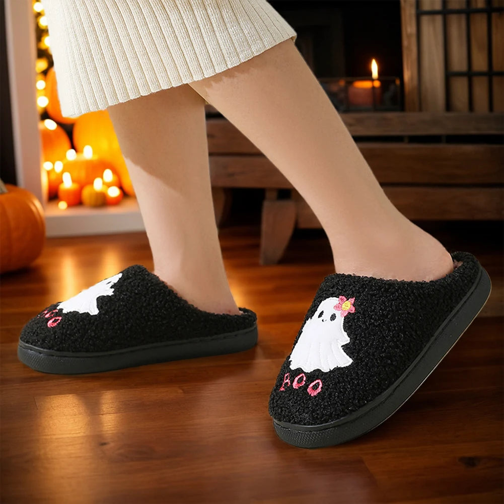 Halloween Ghost Plush Slippers Closed Toe Slippers Anti Slip Warm Slip-on House Shoes Soft Furry Slipper for Men Women