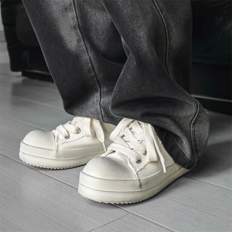 2025New Men Canvas Thick Bottom Sneakers Fashion Lace Up Casual Youth Shoes Lightweight Outdoor Comfy Flat Designer Walking Shoe
