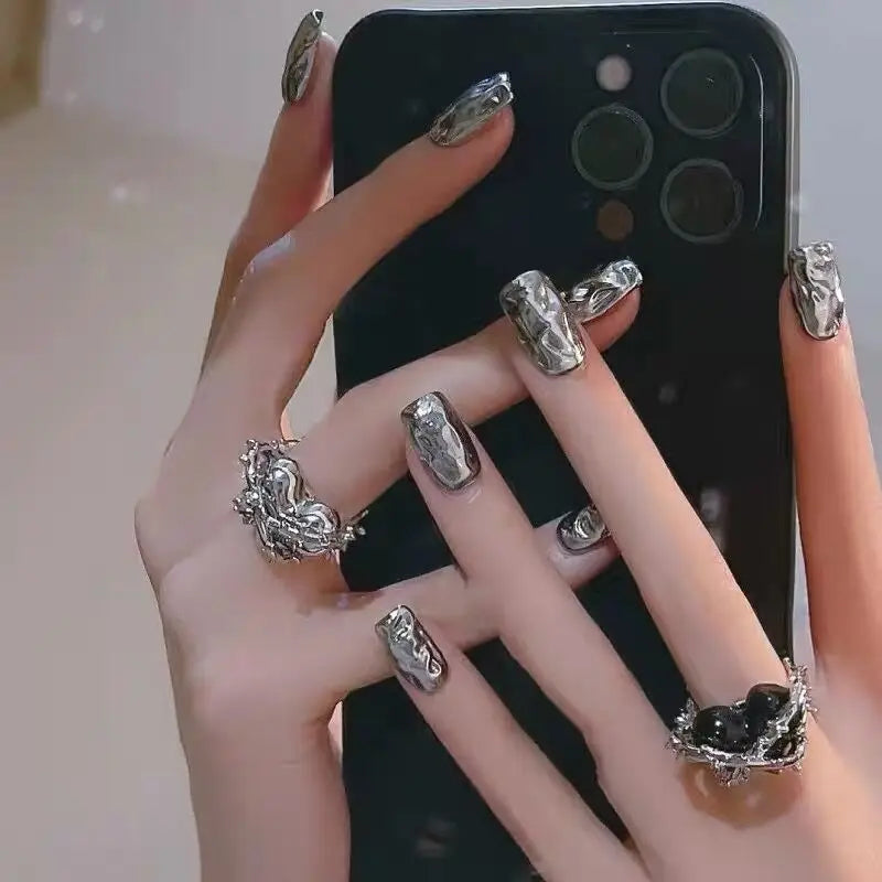 Vintage Black Spiked Heart Ring Women's Heart Irregular Couple Rings Gothic Halloween Punk Open End Rings StreetPartyAccessories