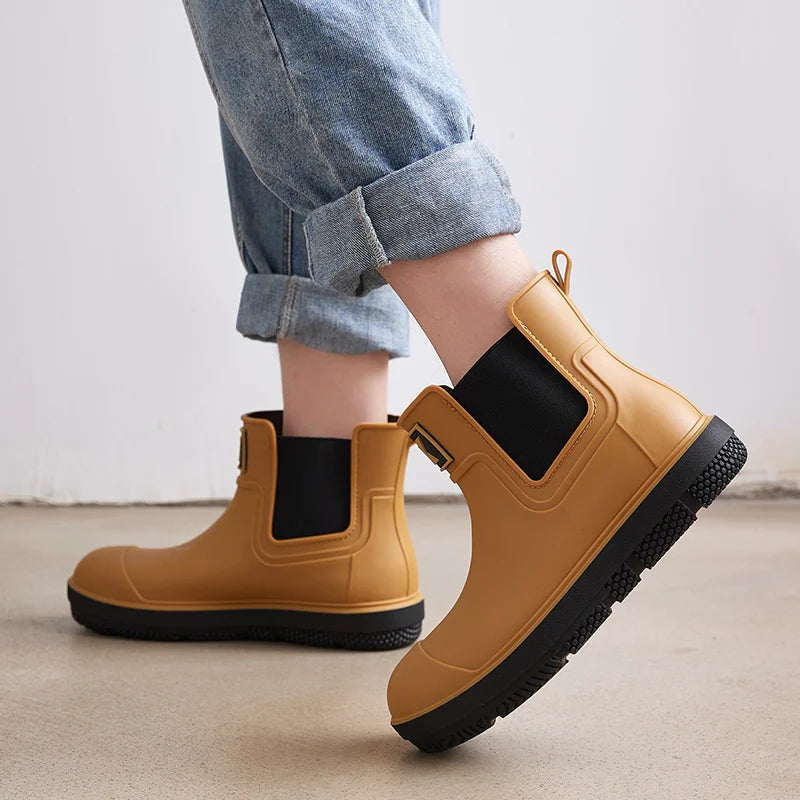 Versatile Casual Waterproof Men's Rain Shoes Short Boot Fleece Lined Warm Non-slip Wear Resistant Comfortable Outdoor Wear