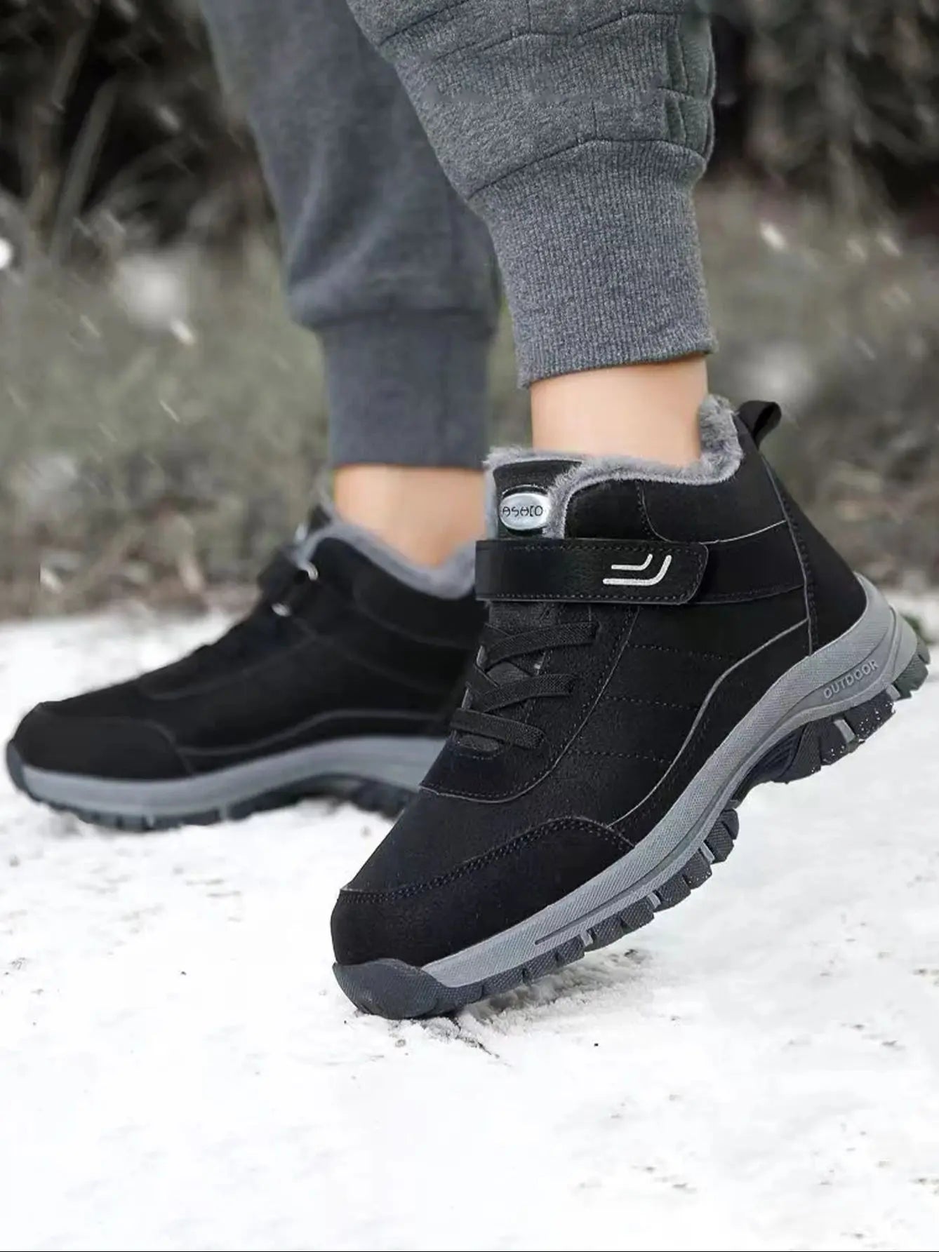Winter Shoes for the Elderly, Old Beijing Cloth Shoes, Men's Cotton Shoes, Fleece-Lined, Warm, Waterproof, Non-Slip, Snow Boots for Middle-Aged and Elderly Parents